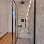 Roma 30 - Poema Apartment Trieste