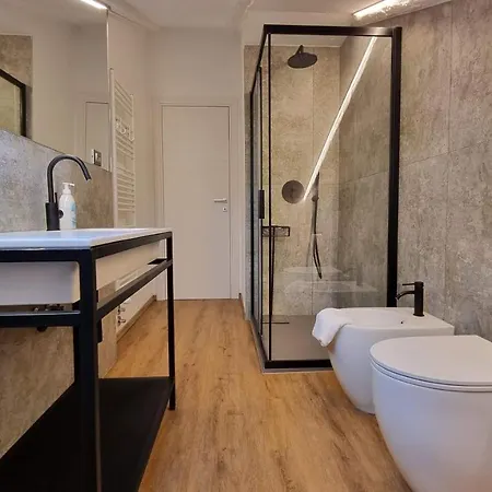 Roma 30 - Poema 트리에스테