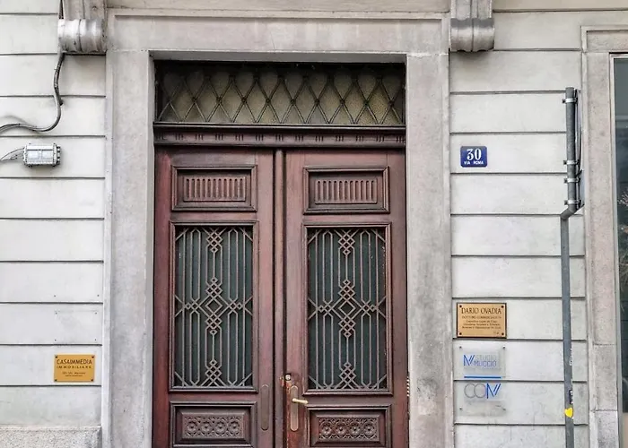 Lejlighed Roma 30 - Poema *